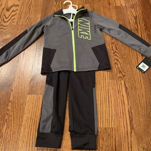 nike boys track suit